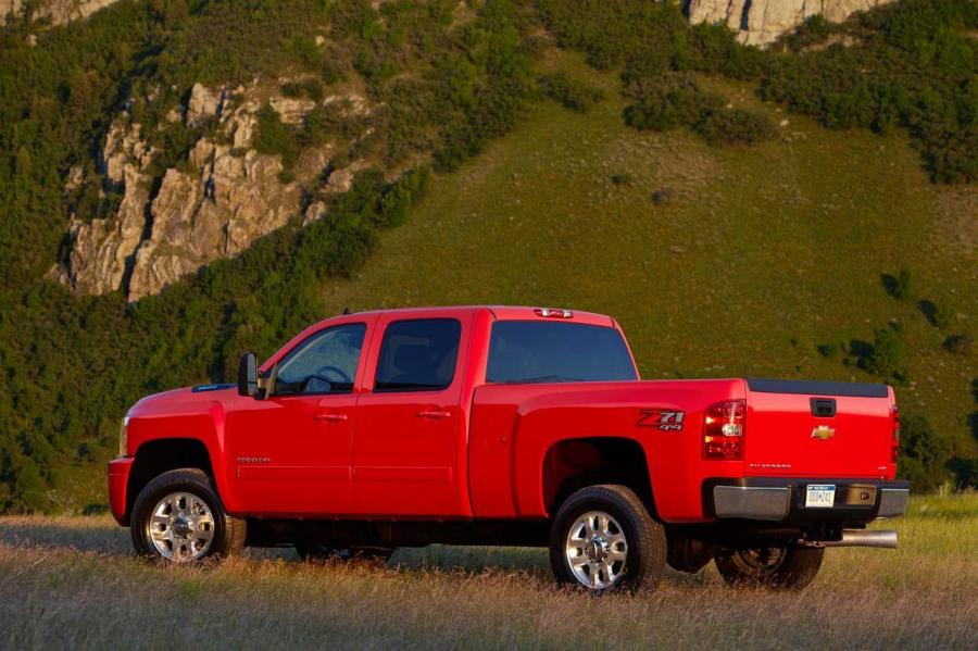  Chevrolet Silverado 2012 года  (фото 6 из 22)